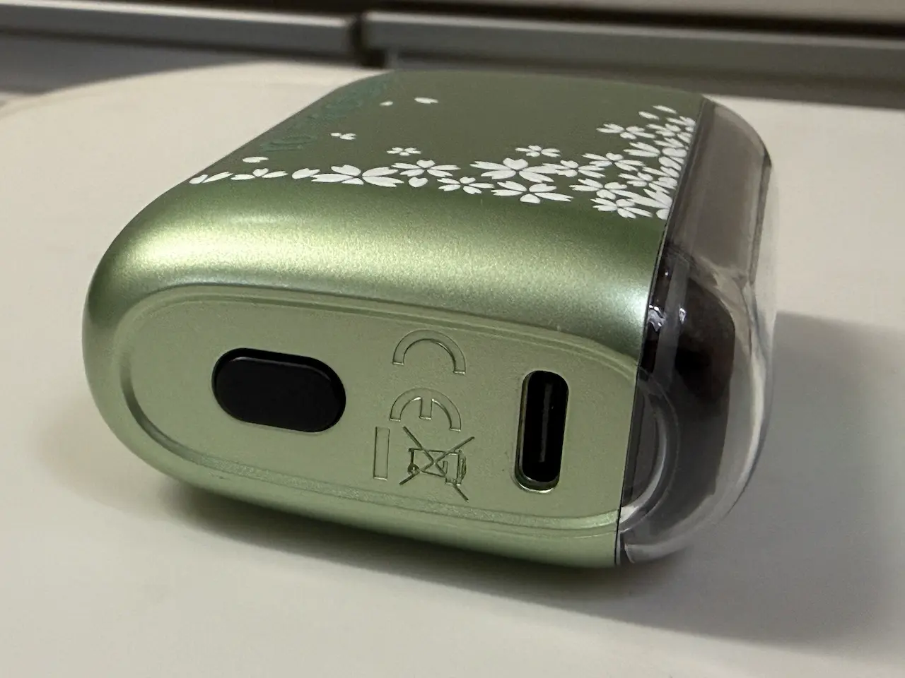 ファソウルは１回のフル充電で15本くらいは吸えます。